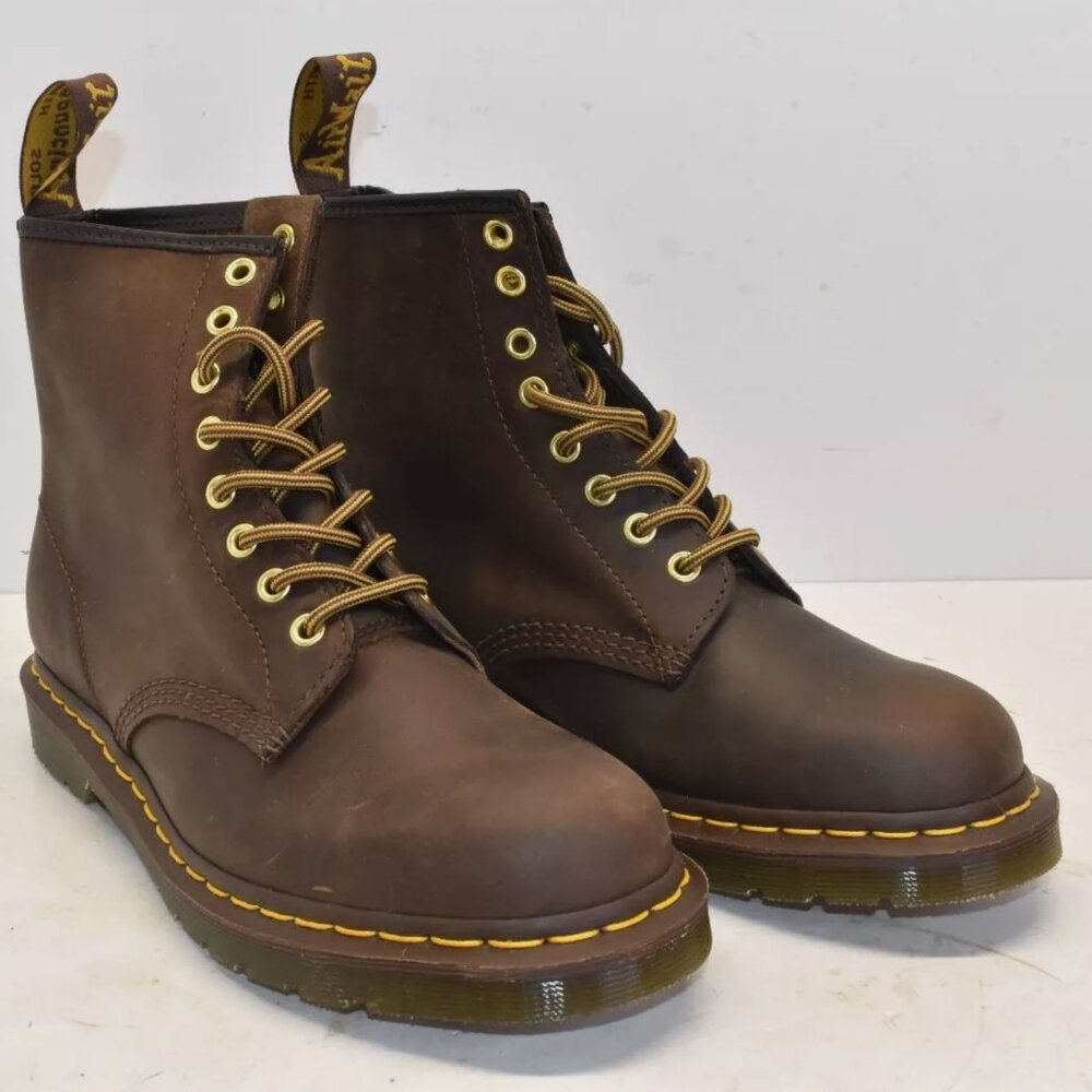 NEW Doc Martens 11822 Brown Leather 8 Eye Boots Men's US 8 Women’s 9